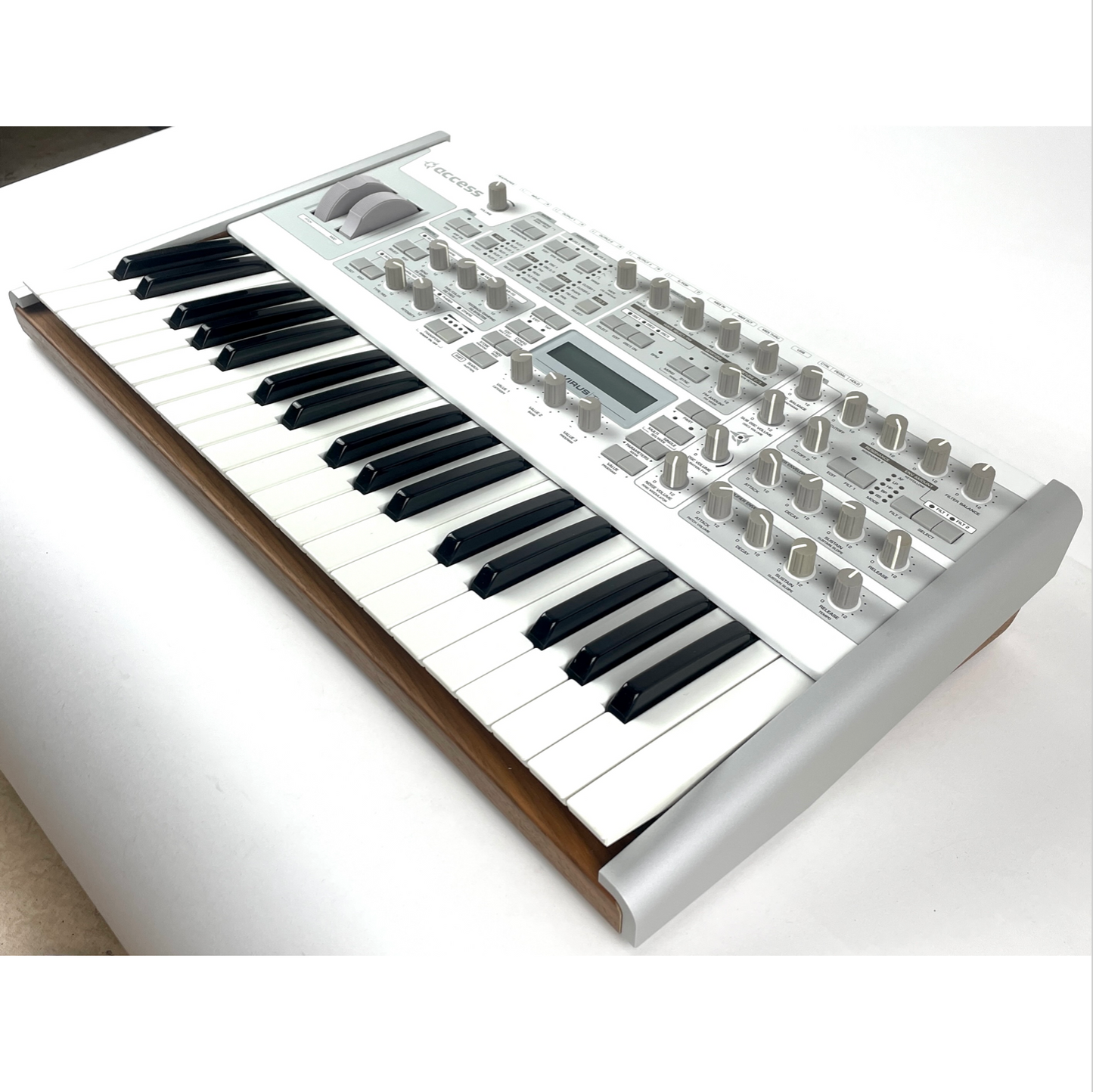 Access Virus TI Polar, excellent condition!