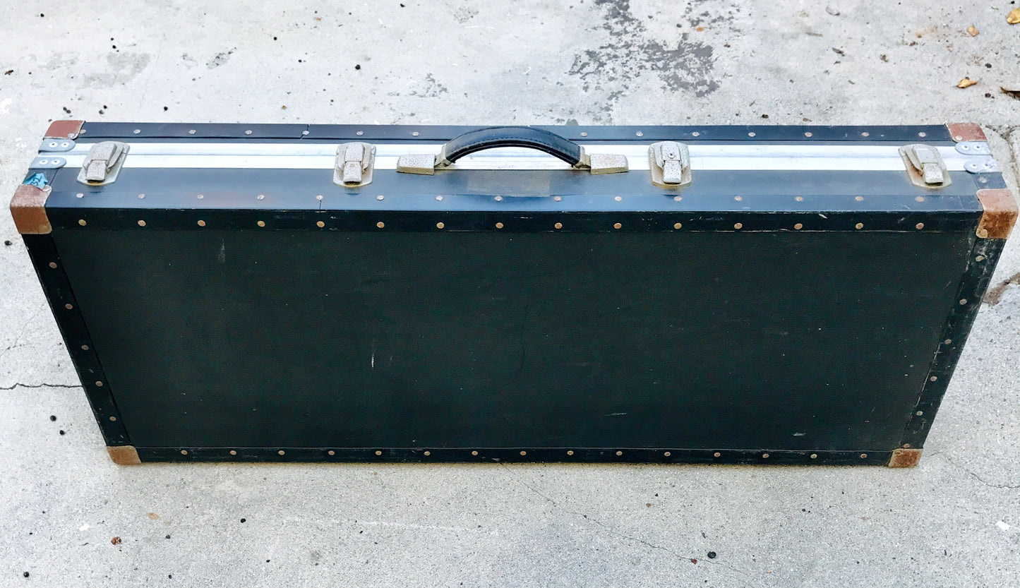 Anvil Forge road case, needs new foam, for Roland Juno-106 or other