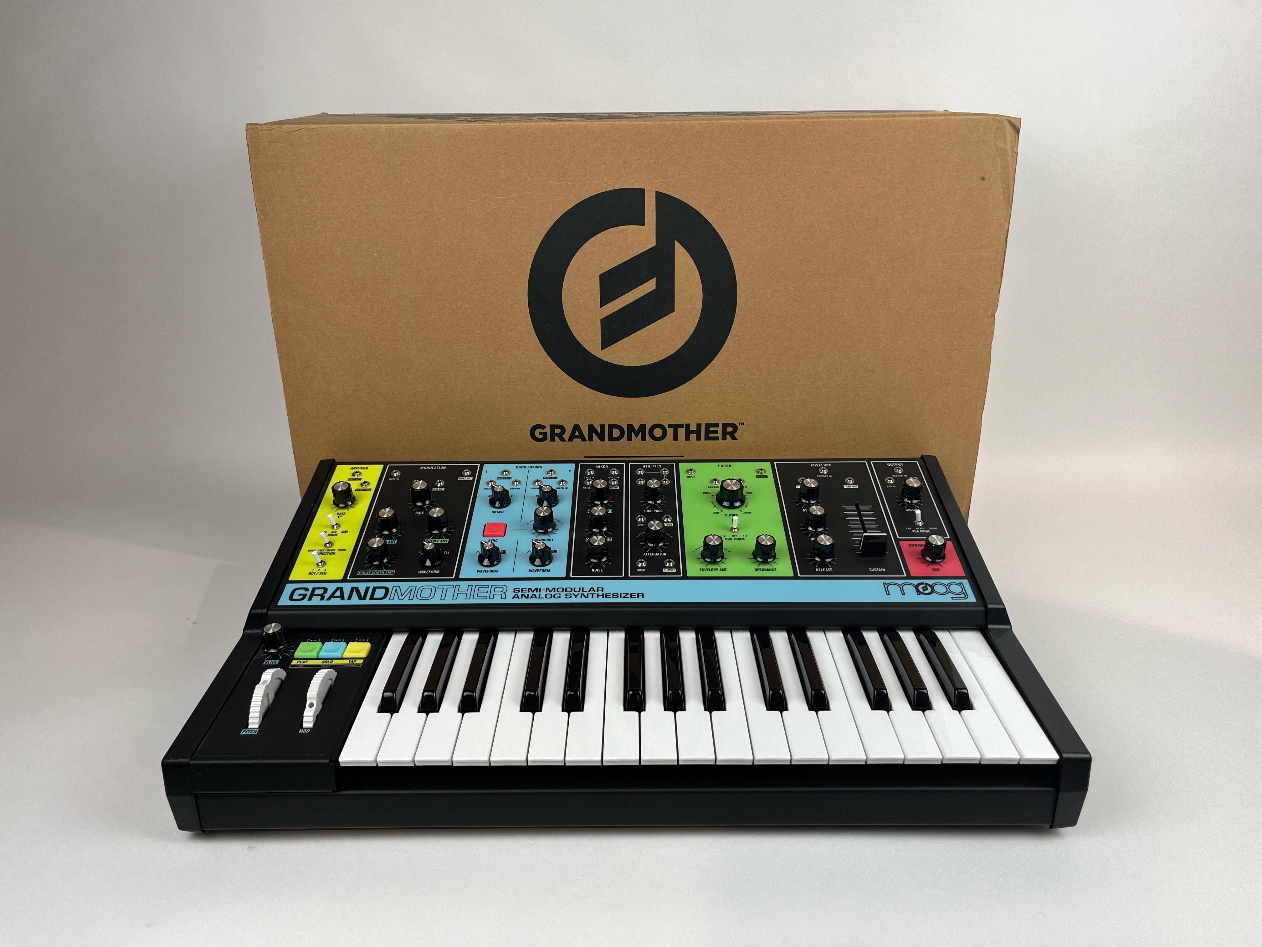 Moog Grandmother Semi-Modular Analog Synth, mint! – Big City Music